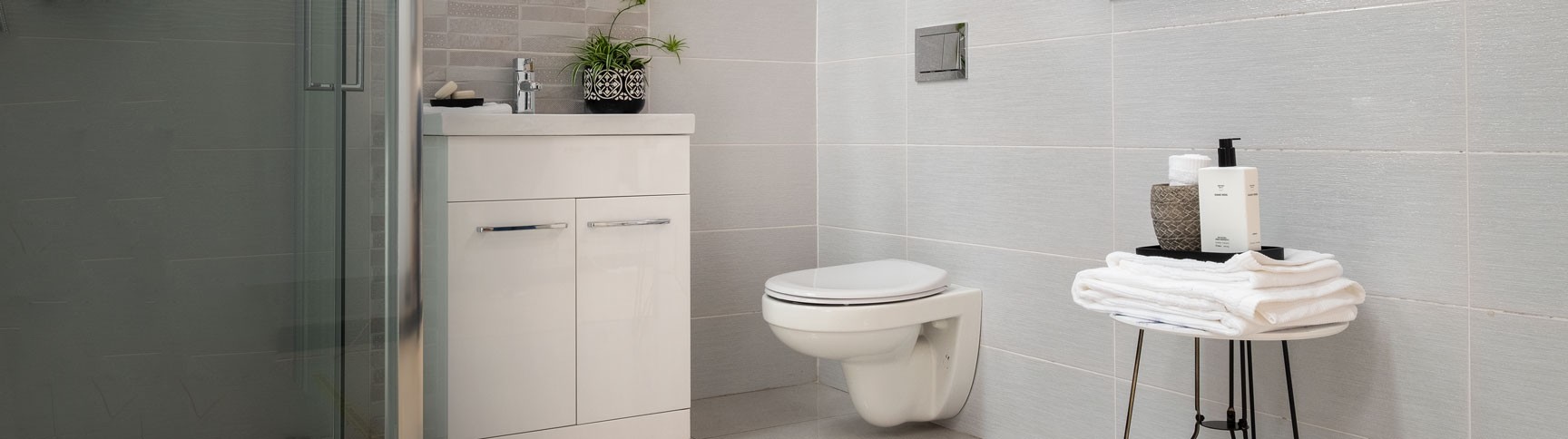 Toilet Seats | World of Tiles, Bathrooms & Wood Flooring