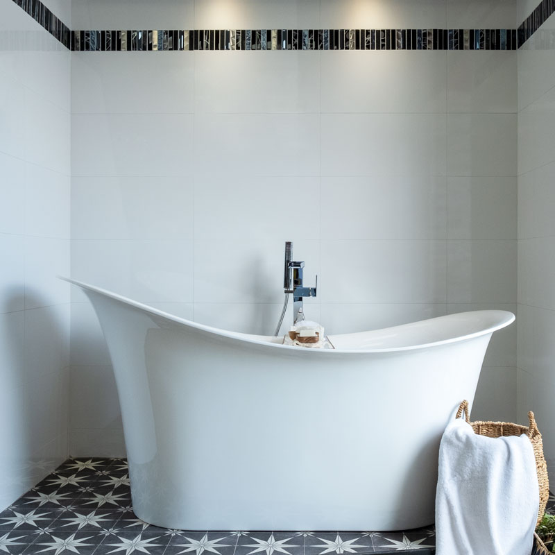 A freestanding bath will give the impression of space in a small bathroom. Buy online or in stores at Westmeath, Limerick, Dublin, Kerry and Cork, Ireland.